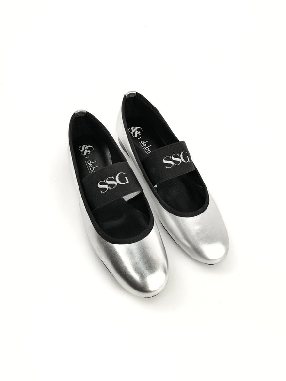 DE.BOUR x SSG SILVER LEATHER BALLERINAS_size 39